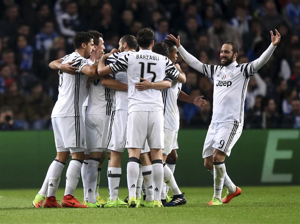 R.I.P.，曾发掘梅西为阿根廷效力的奥马尔逝世，享年73岁（曾促成梅西为阿根廷出战的奥马尔离世，享年73岁）