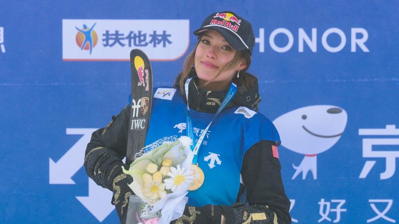 武体教授谈三镇输海牛：线上线下骂声一片，还不如上全替补（武体教授评三镇不敌海牛：线上线下骂声四起，不如派全替补出战）