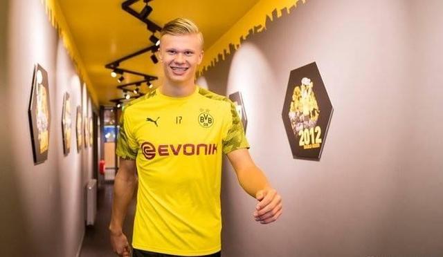 球队还能挽救吗？伦纳德：现在还早，我们还有62场比赛要打（球队还有救吗？伦纳德：别急，赛季还早，后面还有62场）