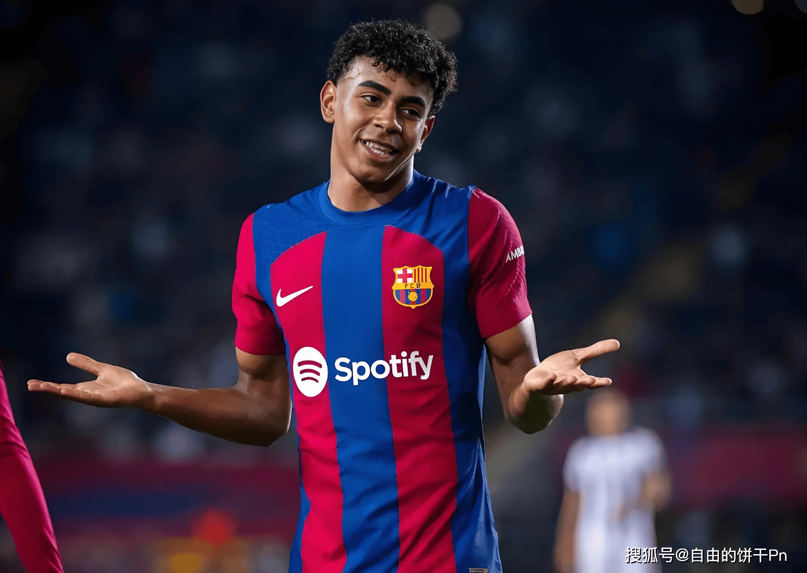 西甲：巴萨主场3-0完胜瓦伦西亚（西甲：巴萨主场三球零封瓦伦西亚）